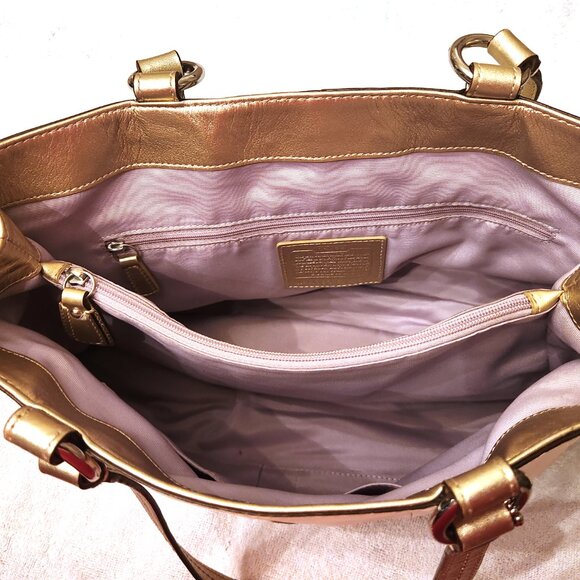 Coach Soho East West Leather Shoulder Bag - Ivory w/Gold Metallic - EUC - Picture 6 of 11